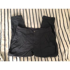 Athleta Trekkie Crop Size 12